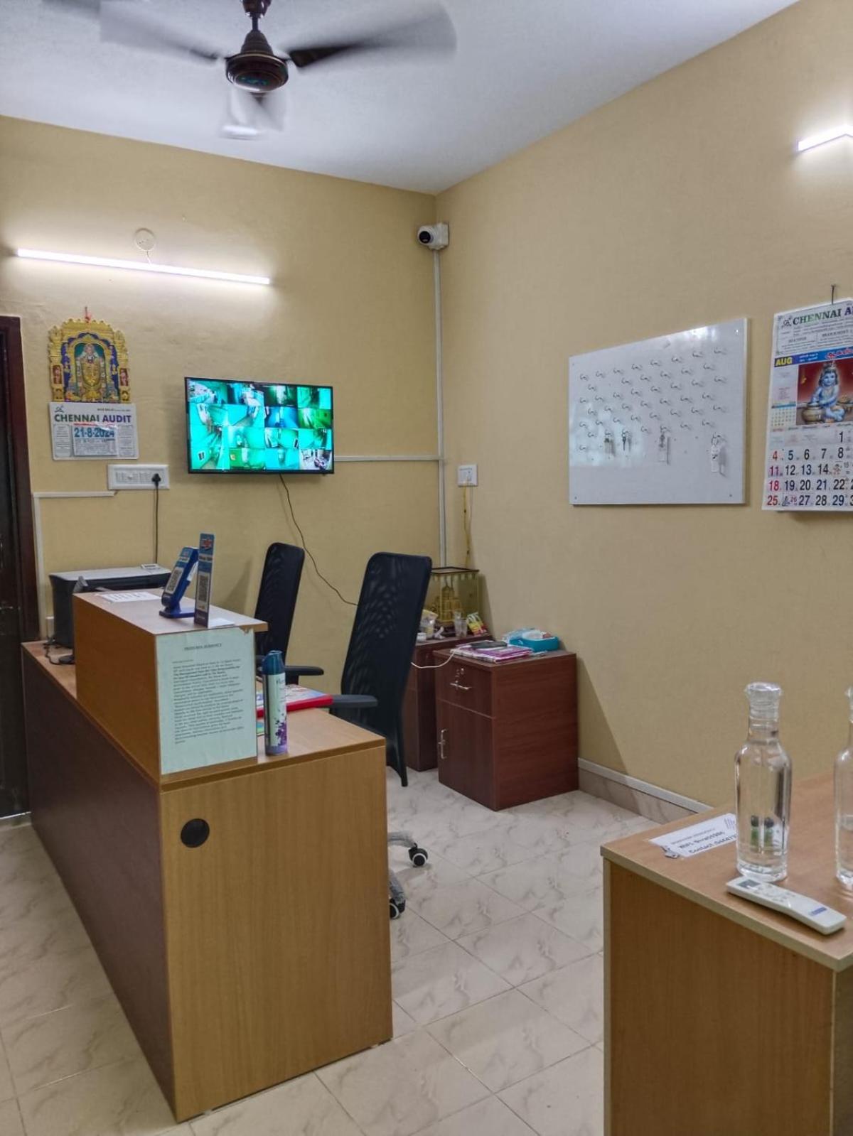 Srinivasa Serviced Apartment Keelkattalai Chennai Eksteriør bilde