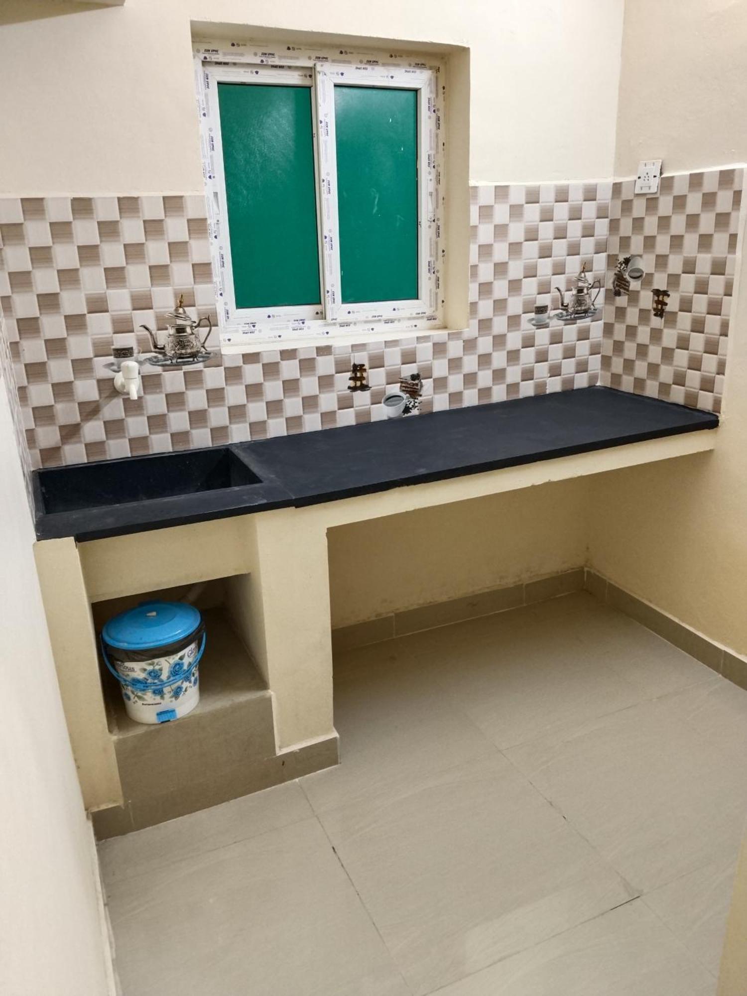 Srinivasa Serviced Apartment Keelkattalai Chennai Eksteriør bilde